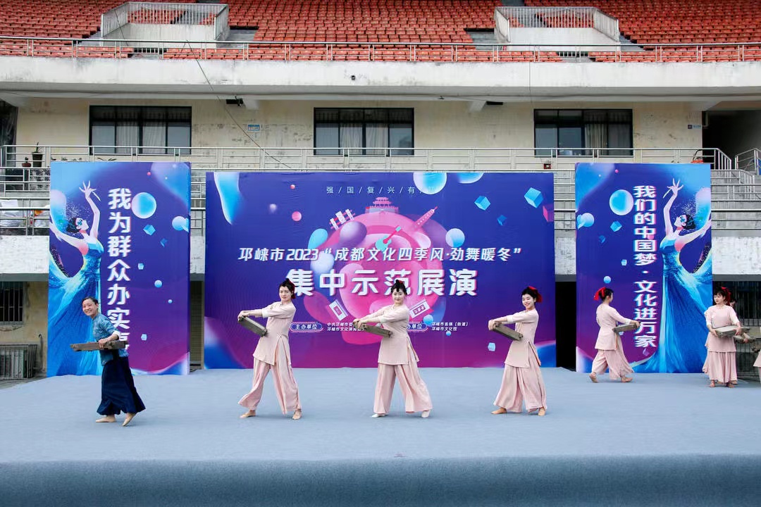 秦皇岛阿那亚社区:国际舞蹈节游客当主角(图1)